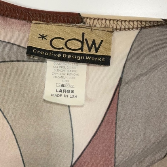 178- CDW EUC Brown & Rust Color 1/2 Sleeve Top, Size Large. - Picture 3 of 4